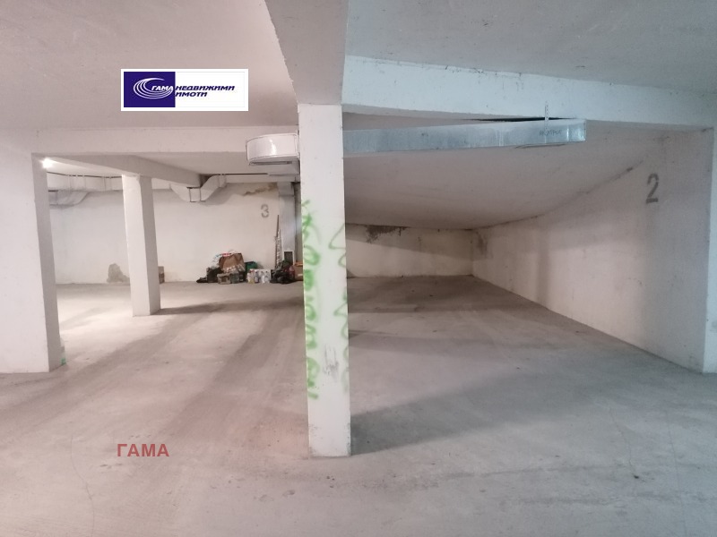 Продава ПАРКОМЯСТО в град Варна, Левски 1 - 13 кв.м / 11 000 € » 21 514.13 лв., ГАМА