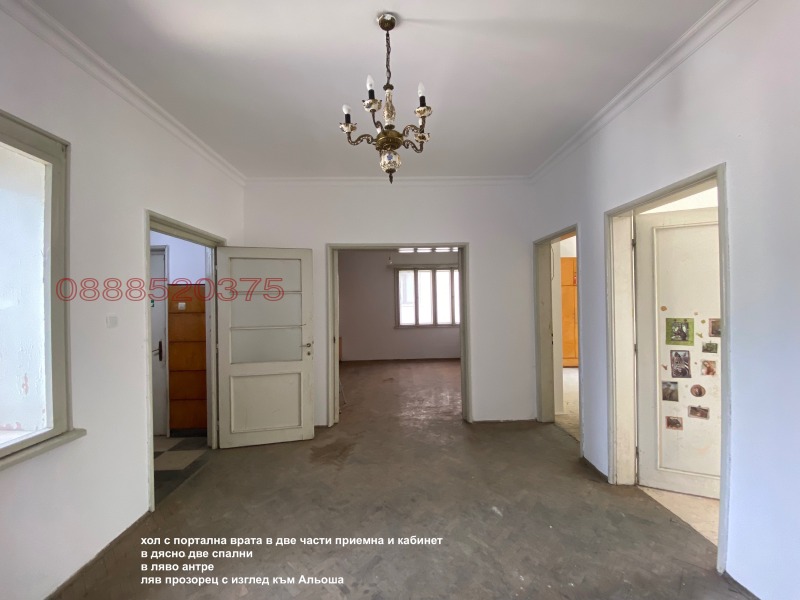 Продава ЕТАЖ ОТ КЪЩА, гр. Пловдив, Център, снимка 6 - Етаж от къща - 52587163