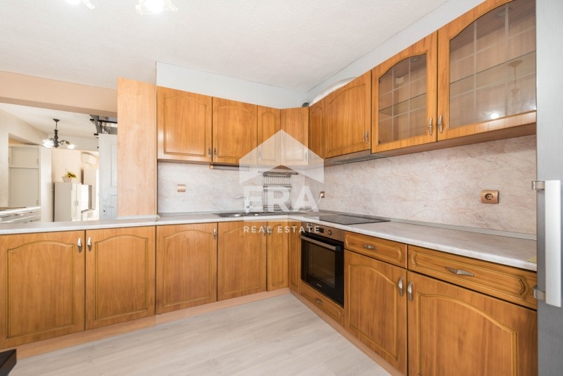 Продава МНОГОСТАЕН, гр. Варна, Колхозен пазар, снимка 6 - Апартаменти - 56007599