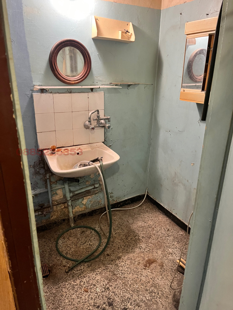 En venta  1 dormitorio Sofia , Svoboda , 67 metros cuadrados | 56012605 - imagen [2]