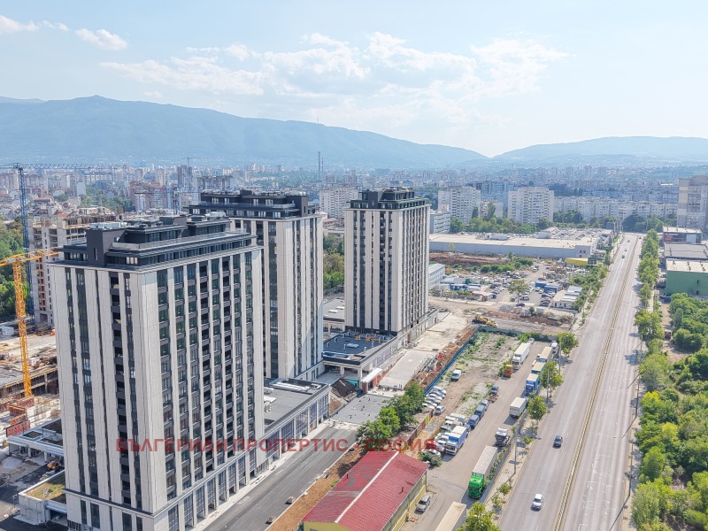 Na prodej  1 ložnice Sofia , Banišora , 83 m2 | 59769343 - obraz [4]