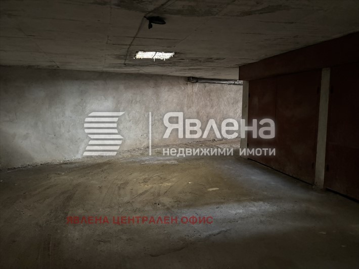 Продава ГАРАЖ, ПАРКОМЯСТО, гр. София, Зона Б-18, снимка 4 - Гаражи и паркоместа - 53686950