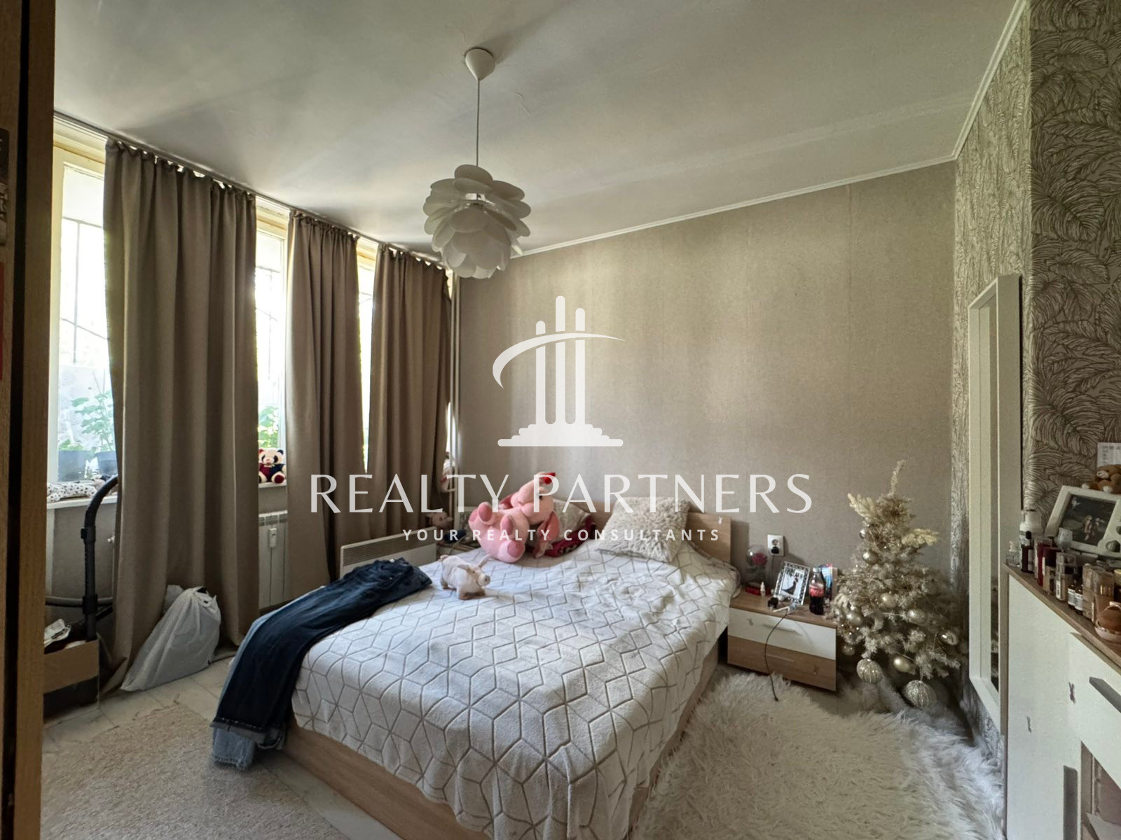 Продава 2-СТАЕН, гр. Перник, Рено, снимка 3 - Апартаменти - 55402429