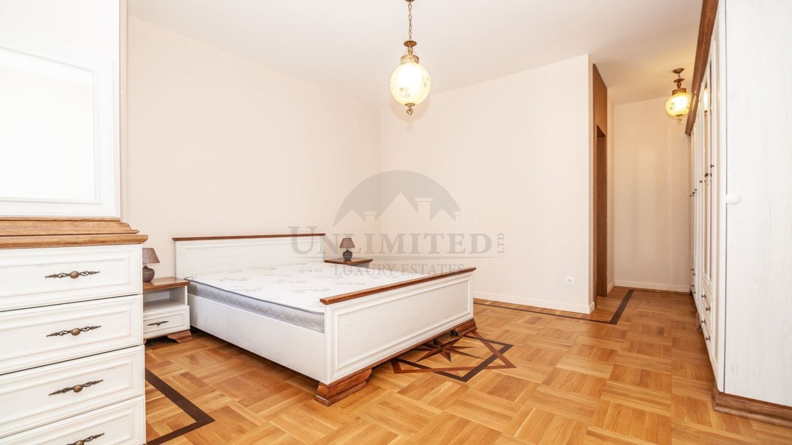 Продава 4-СТАЕН, гр. София, Изток, снимка 8 - Апартаменти - 56246878