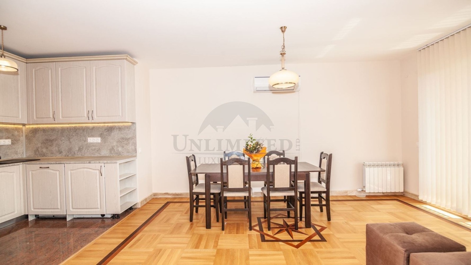 Продава 4-СТАЕН, гр. София, Изток, снимка 7 - Апартаменти - 56246878