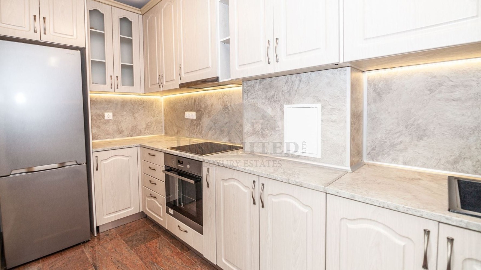 Продава 4-СТАЕН, гр. София, Изток, снимка 6 - Апартаменти - 56246878