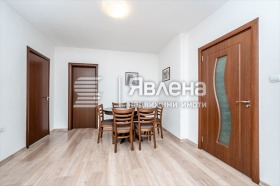 3 soveværelser Tsentar, Sofia 4
