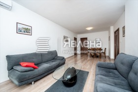 3 soveværelser Tsentar, Sofia 2