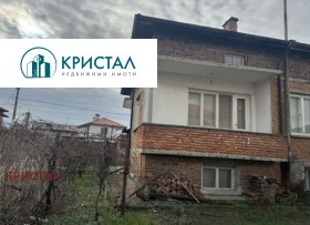 Casa Racovsci, regiunea Plovdiv 1