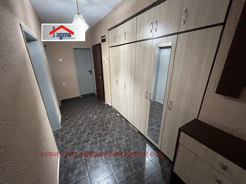 Продава 2-СТАЕН, гр. Плевен, Идеален център, снимка 5 - Апартаменти - 52570853