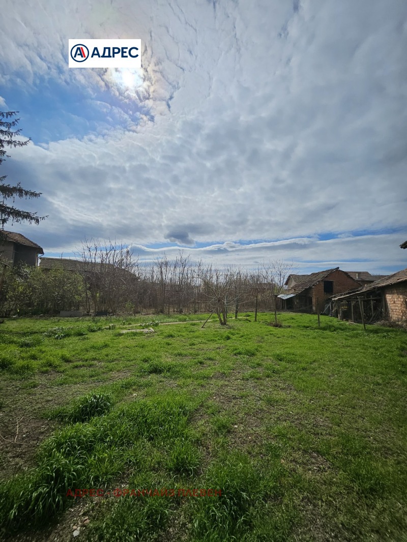 Продава КЪЩА, с. Градина, област Плевен, снимка 2 - Къщи - 52600158