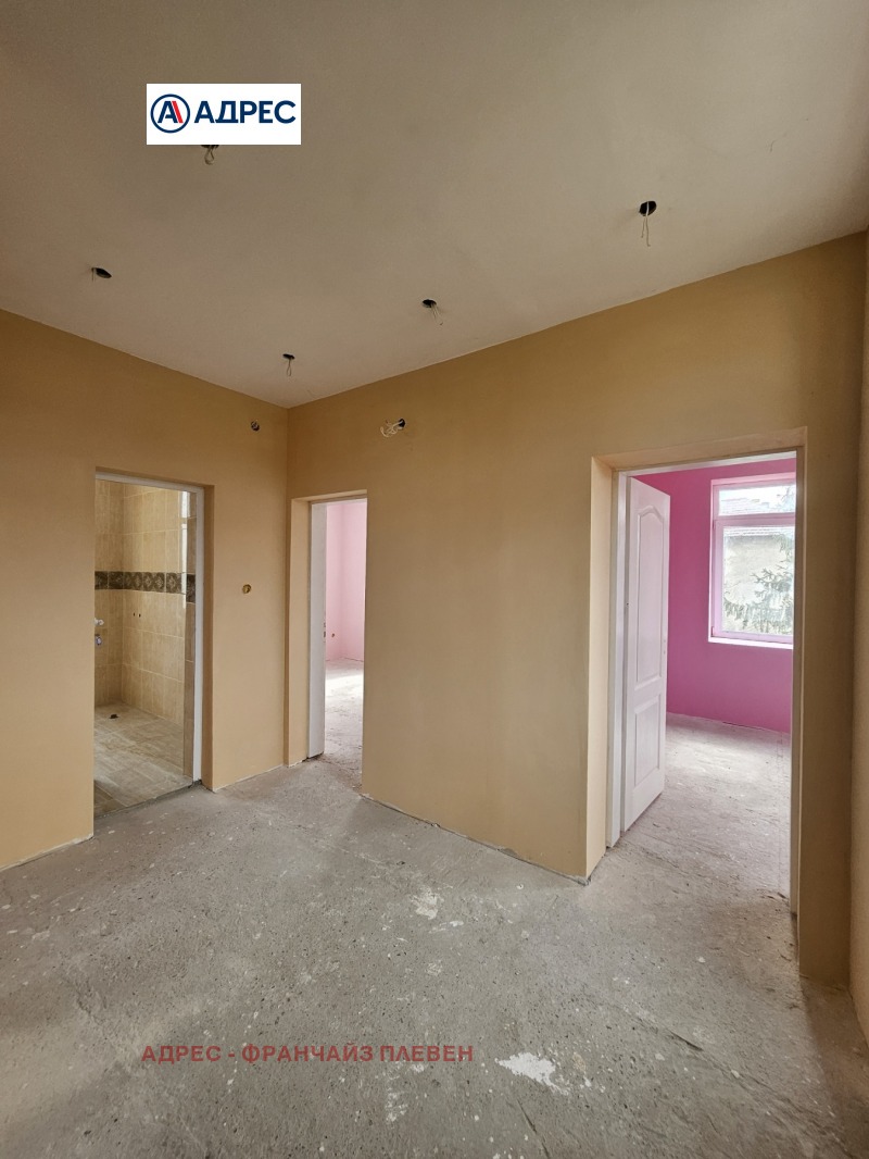 Продава КЪЩА, с. Градина, област Плевен, снимка 5 - Къщи - 52600158