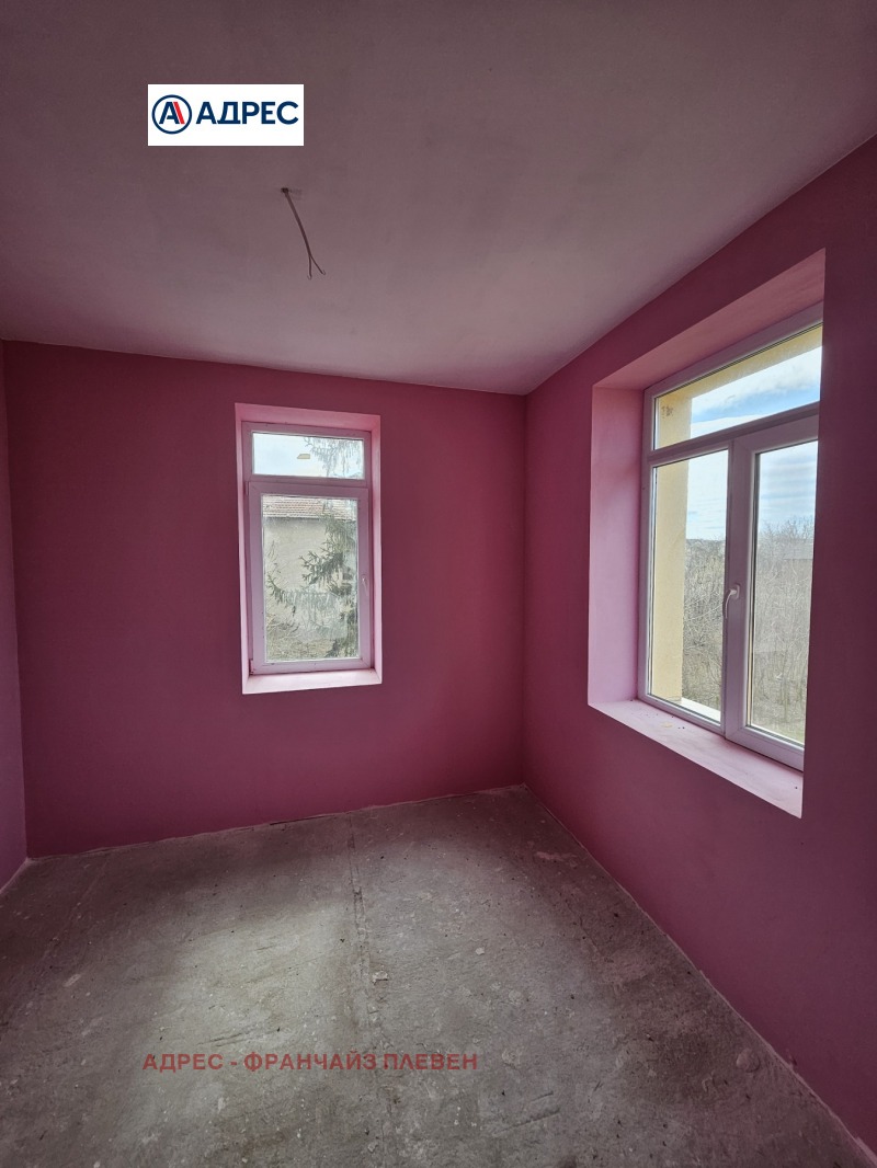 Продава КЪЩА, с. Градина, област Плевен, снимка 3 - Къщи - 52600158