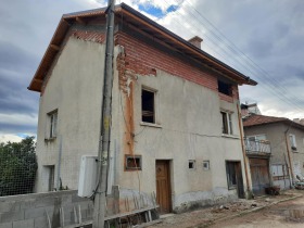 Ev Dolno Draglişe, bölge Blagoevgrad 4