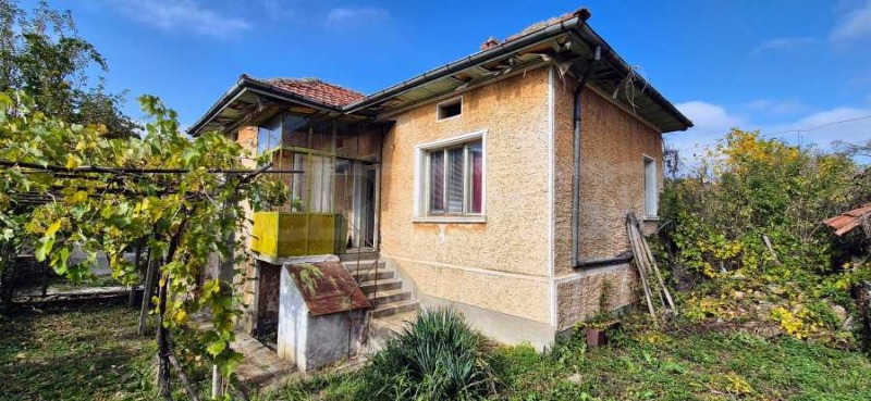 Продава КЪЩА, гр. Севлиево, област Габрово, снимка 10 - Къщи - 52096412