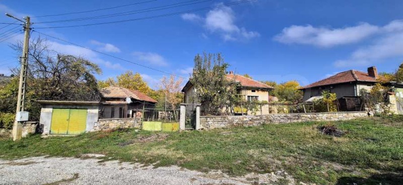 Продава КЪЩА, гр. Севлиево, област Габрово, снимка 4 - Къщи - 52096412