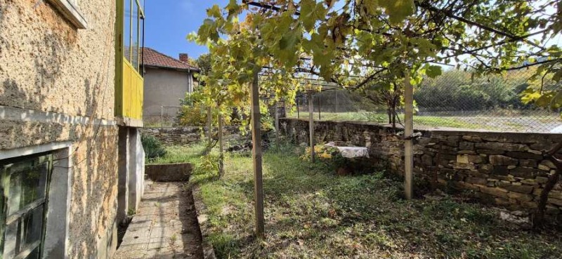 Продава КЪЩА, гр. Севлиево, област Габрово, снимка 5 - Къщи - 52096412