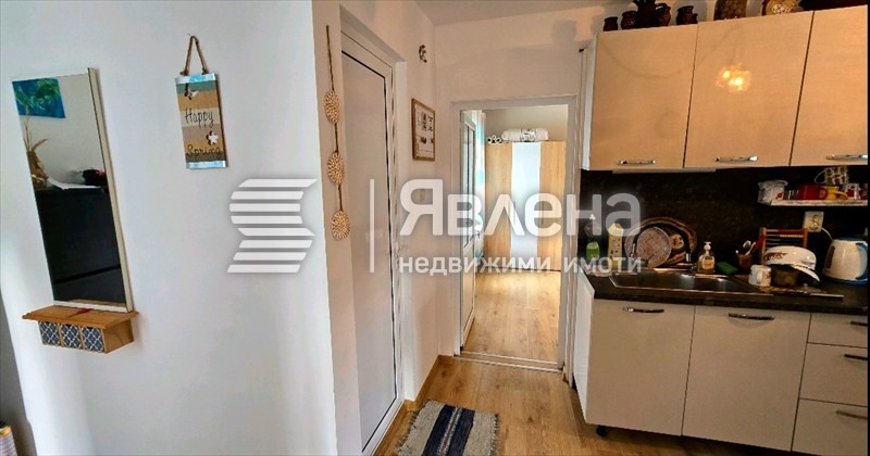 Продава КЪЩА, с. Соколово, област Добрич, снимка 3 - Къщи - 54093766