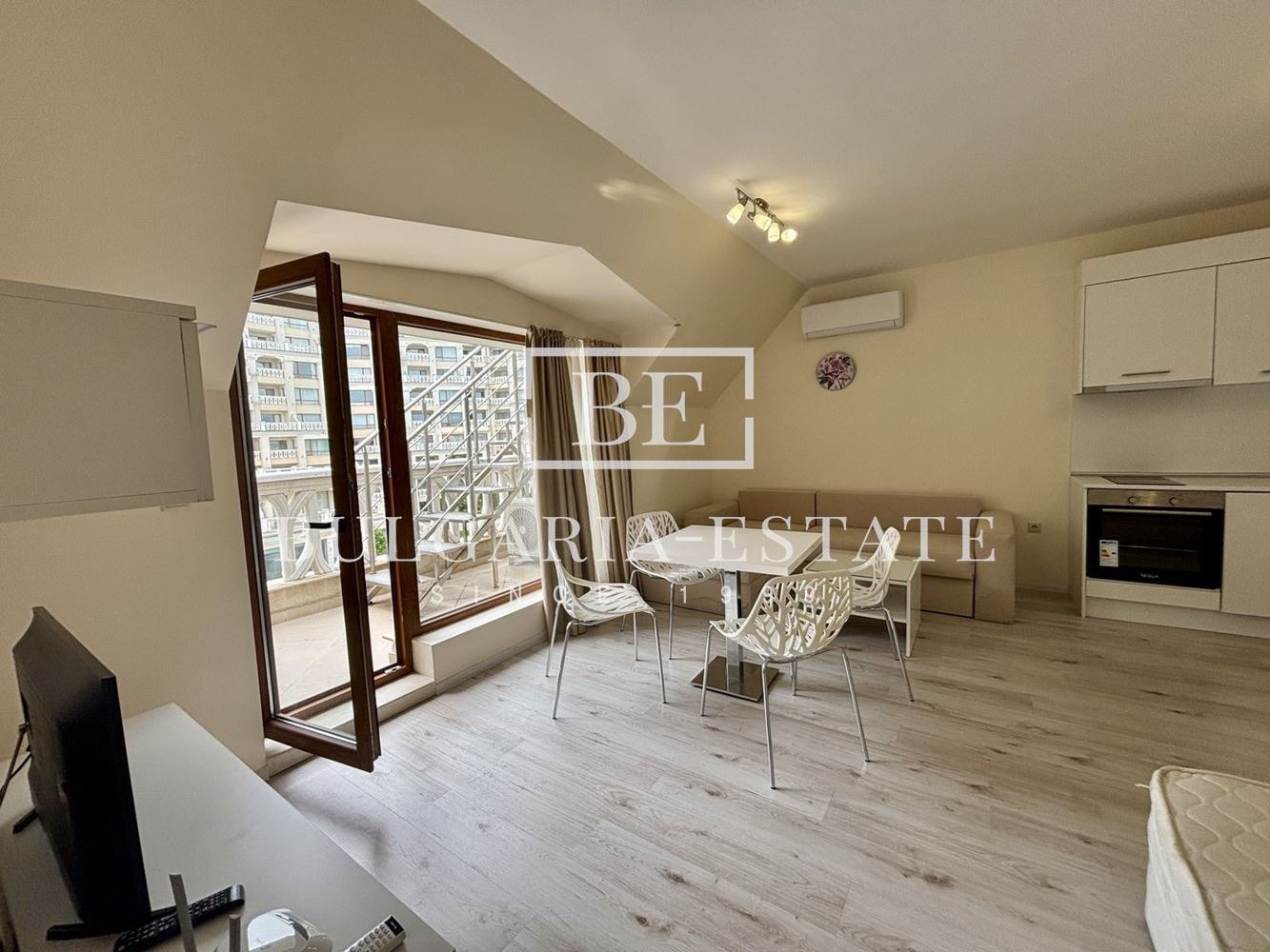 Продава 2-СТАЕН, гр. Варна, Аспарухово, снимка 2 - Апартаменти - 56228234