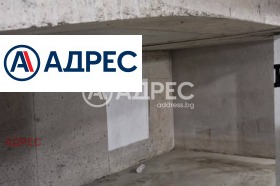 ГАРАЖ, ПАРКОМЯСТО, 13 m2