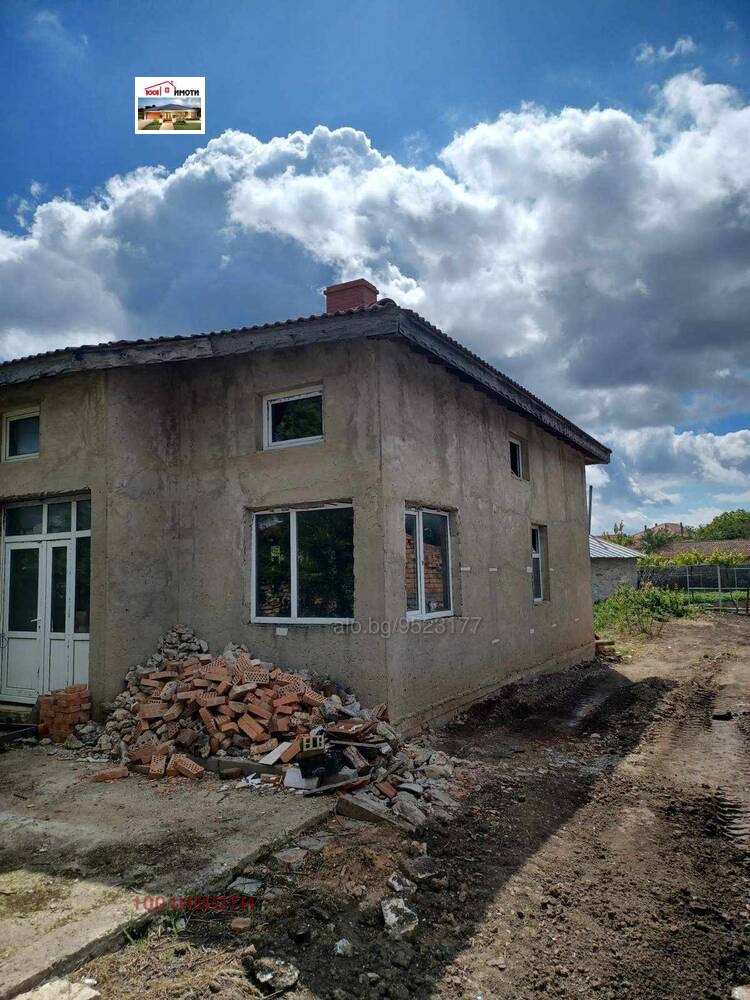 Продава КЪЩА, гр. Каварна, област Добрич, снимка 2 - Къщи - 47766644