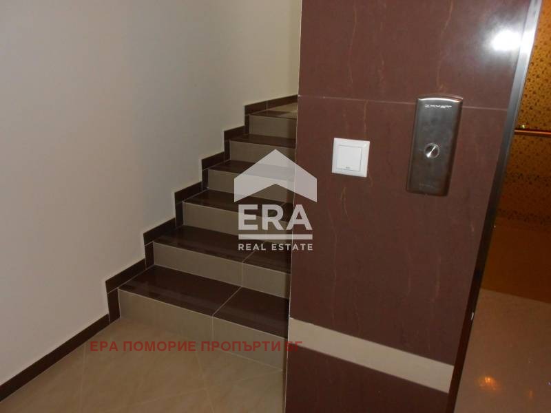 Продава МНОГОСТАЕН, гр. Поморие, област Бургас, снимка 3 - Апартаменти - 53430193