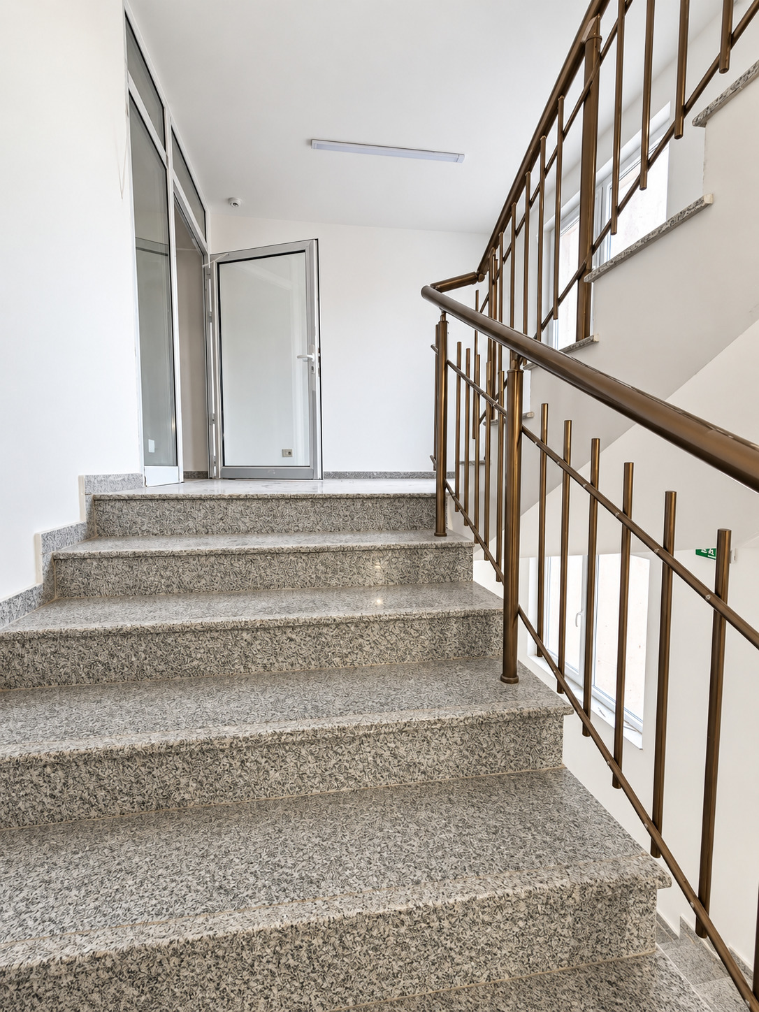 Продава 2-СТАЕН, гр. Перник, Център, снимка 3 - Апартаменти - 56728907