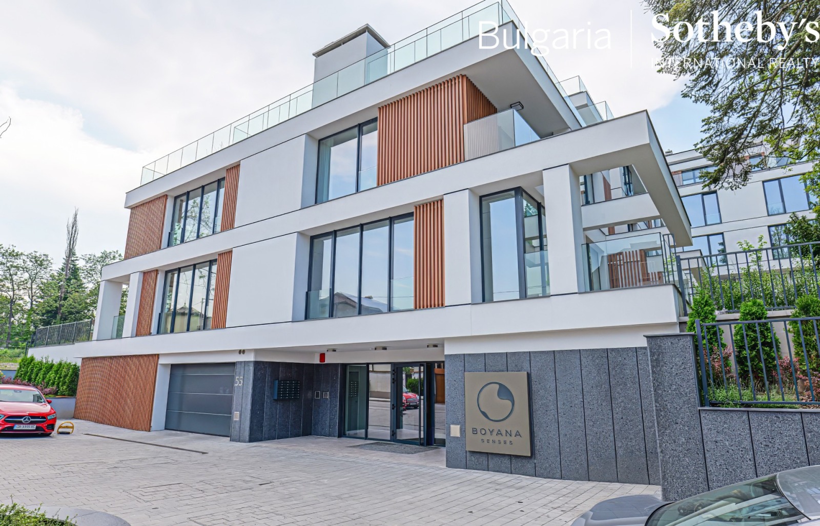 Продава 3-СТАЕН, гр. София, Бояна, снимка 2 - Апартаменти - 50601504