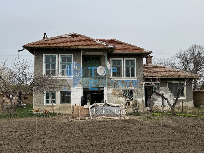Продава КЪЩА в област Велико Търново, с. Ресен - 80 кв.м / 60 500 € » 118 327.72 лв., ТОП ЕСТЕЙТ