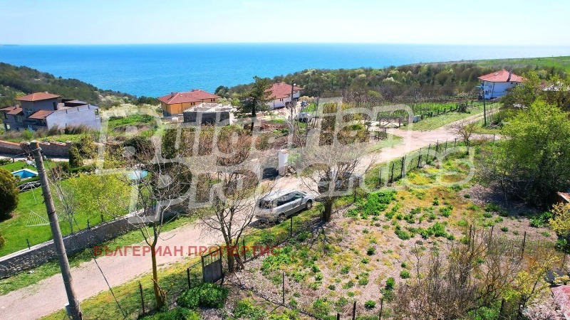 Продава ПАРЦЕЛ в област Добрич, с. Топола - 1301 кв.м / 60 000 € » 117 349.80 лв., БЪЛГЕРИАН ПРОПЕРТИС