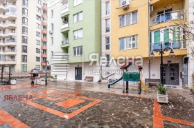 1 soverom Poligona, Sofia 10