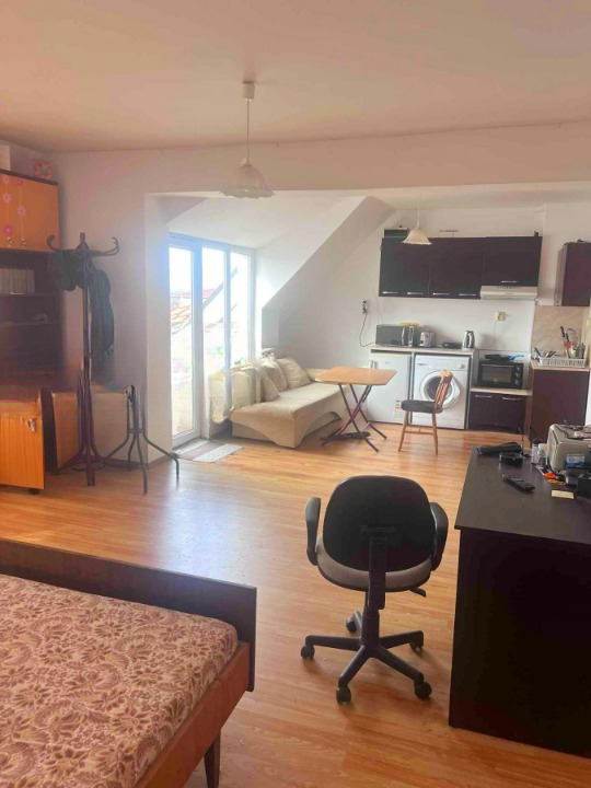 Продава  1-стаен град Бургас , Възраждане , 62 кв.м | 38166408 - изображение [2]