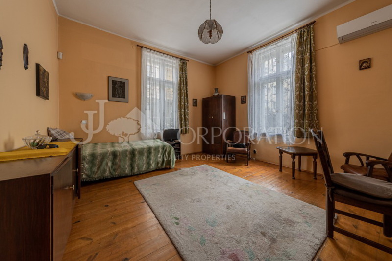 Till salu  2 sovrum Sofia , Centar , 106 kvm | 40357975