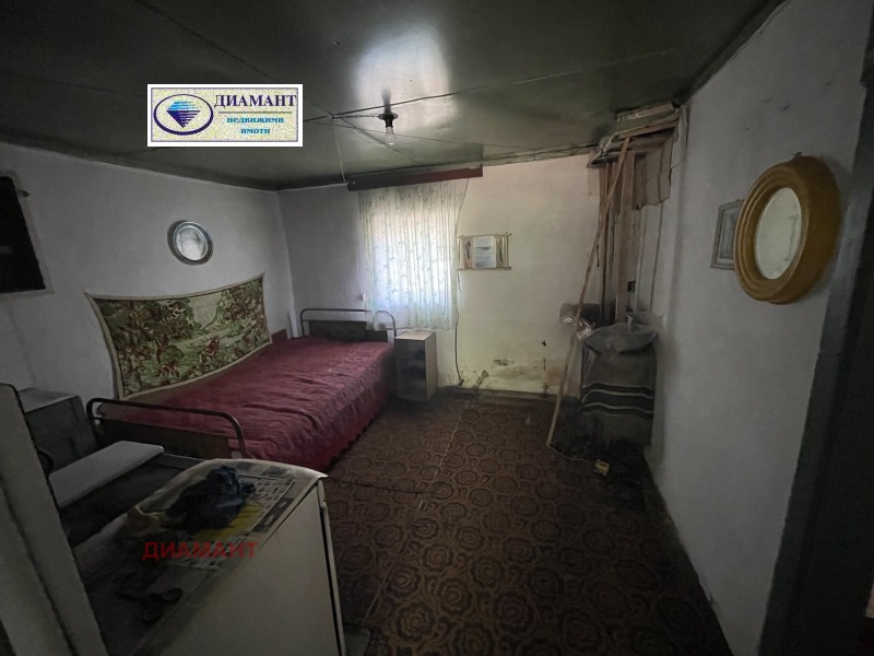 Продава  Къща област Русе , с. Екзарх Йосиф , 130 кв.м | 45735914 - изображение [8]