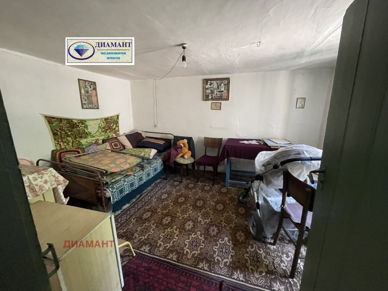 Продава  Къща област Русе , с. Екзарх Йосиф , 130 кв.м | 45735914 - изображение [9]