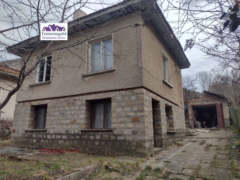 Продава КЪЩА, с. Церово, област София област