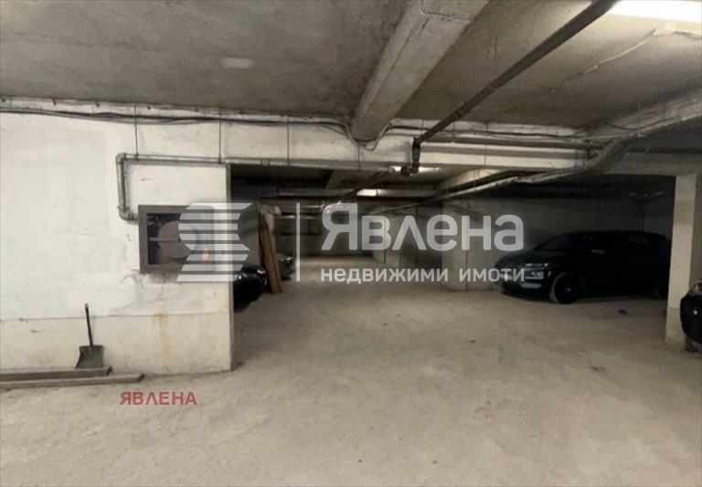 Продава ГАРАЖ, ПАРКОМЯСТО, гр. София, Люлин 8, снимка 3 - Гаражи и паркоместа - 56087894