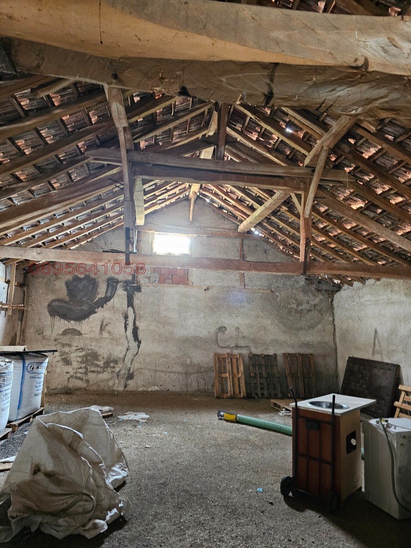 Продава СКЛАД, с. Раждавица, област Кюстендил, снимка 9 - Складове - 52781088