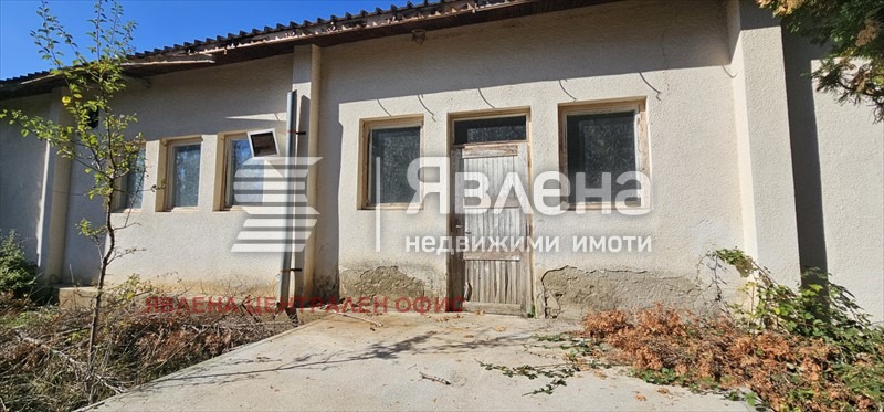 Продава ПРОМ. ПОМЕЩЕНИЕ, с. Грозден, област Бургас, снимка 4 - Производствени сгради - 53778990