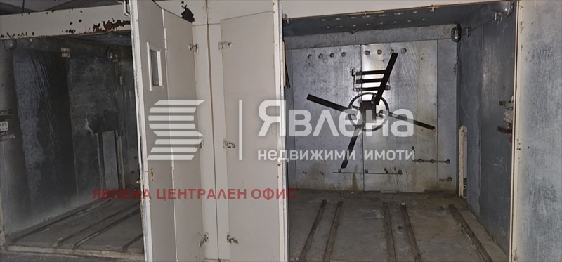 Продава ПРОМ. ПОМЕЩЕНИЕ, с. Грозден, област Бургас, снимка 8 - Производствени сгради - 53778990