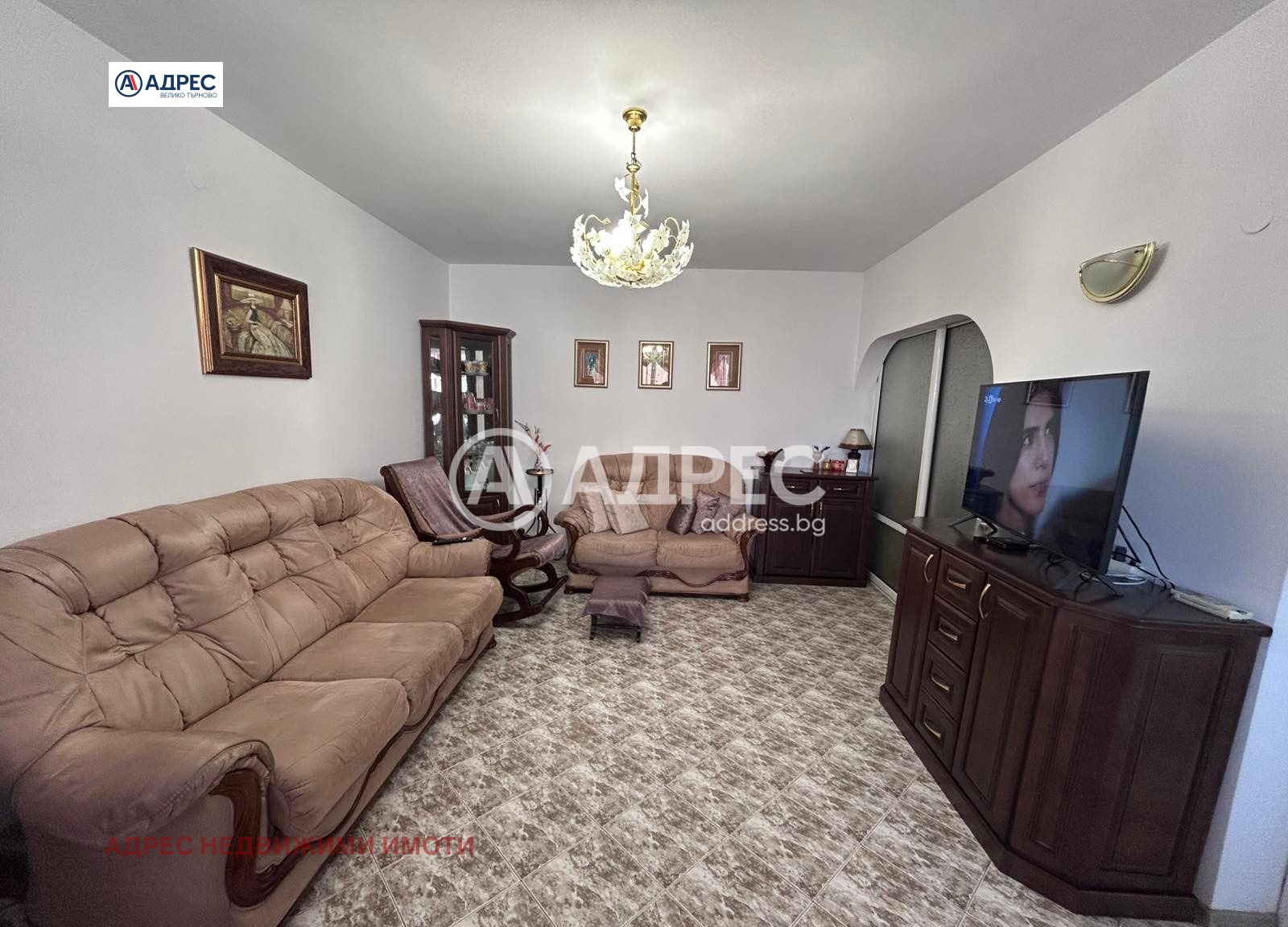Продава 3-СТАЕН, гр. Велико Търново, Колю Фичето, снимка 2 - Апартаменти - 52638614