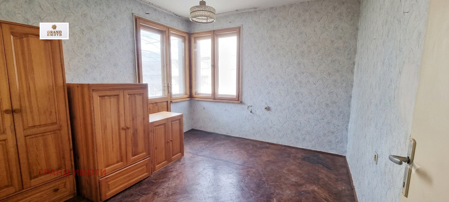 Продава 3-СТАЕН, гр. Русе, Център, снимка 3 - Апартаменти - 55087930