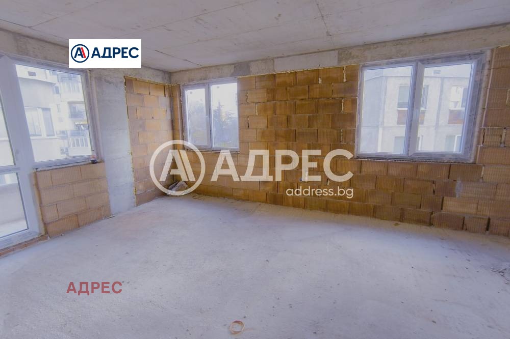 Продава МНОГОСТАЕН, гр. Варна, Централна поща, снимка 2 - Апартаменти - 54572872