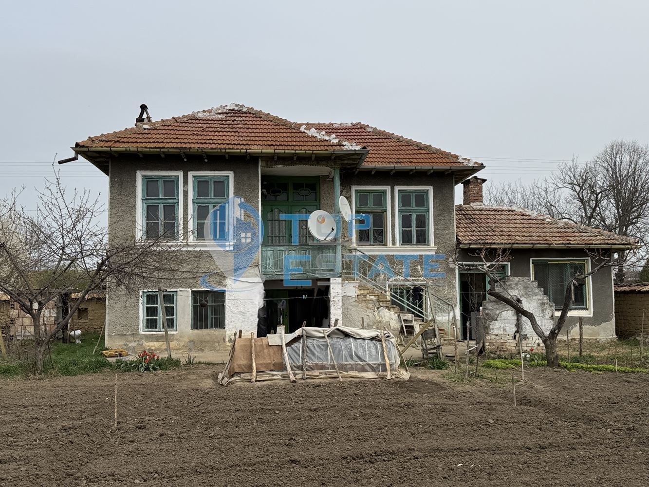 Продава КЪЩА, с. Ресен, област Велико Търново