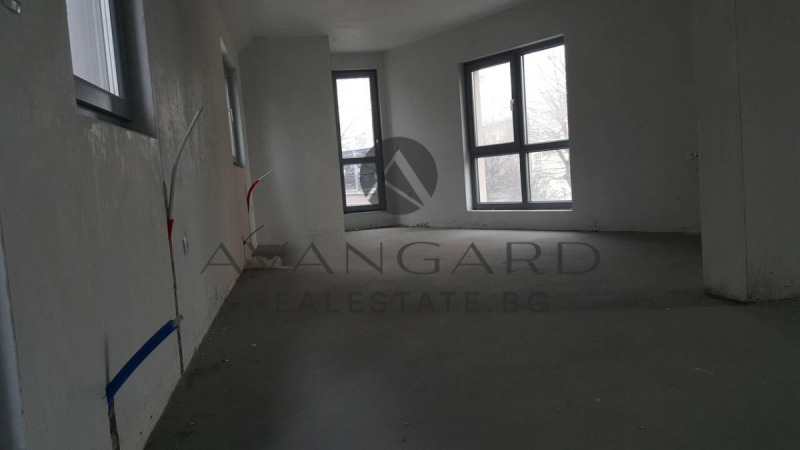 Продава 3-СТАЕН в град Пловдив, Кършияка - 134 кв.м / 273 359 € » 534 643.73 лв., АВАНГАРД РИЪЛ ЕСТЕЙТ