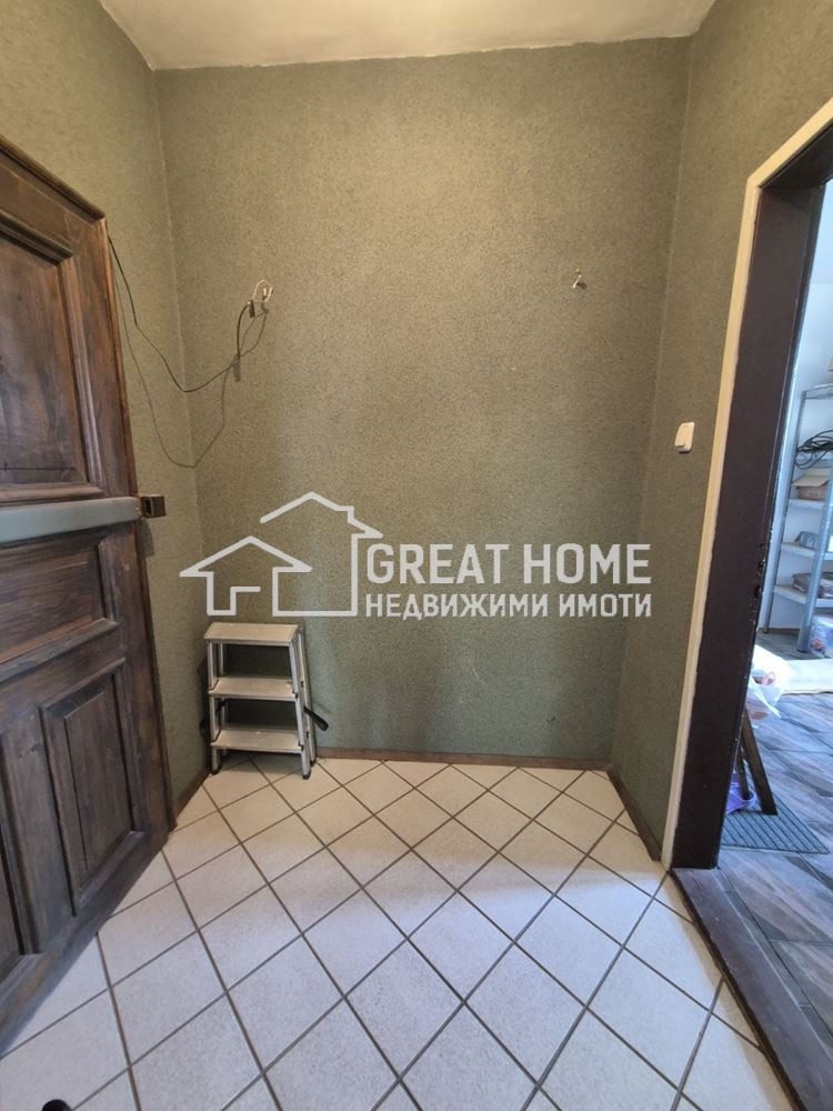 Продава 3-СТАЕН, гр. Търговище, Запад 2, снимка 9 - Апартаменти - 55183793