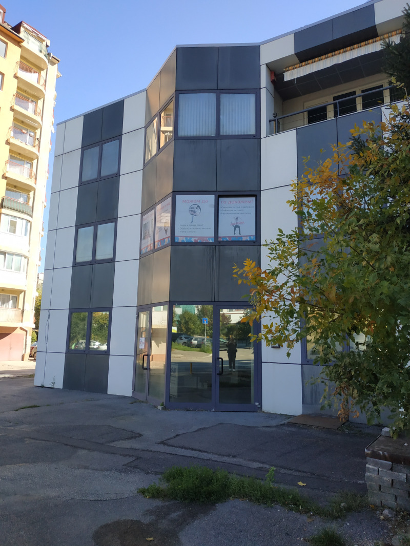 En venta  Oficina Sofia , Mladost 3 , 254 metros cuadrados | 22409246