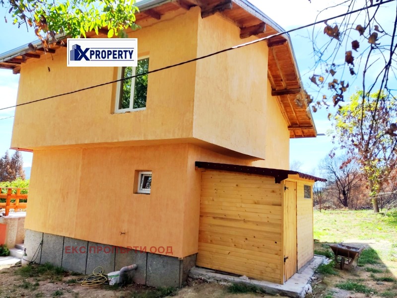 Продава КЪЩА, с. Рани луг, област Перник, снимка 3 - Къщи - 52870725