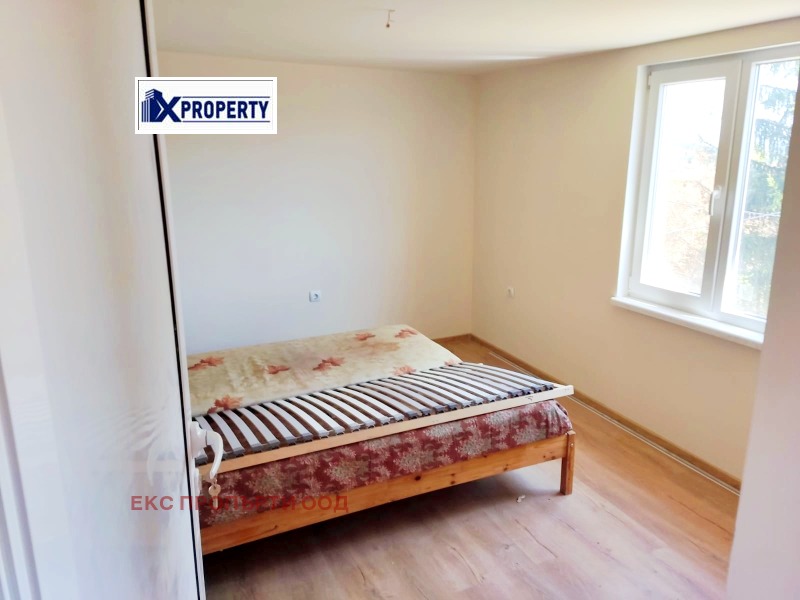 Продава КЪЩА, с. Рани луг, област Перник, снимка 10 - Къщи - 52870725