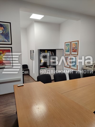 Продава МАГАЗИН, гр. Варна, Център, снимка 4 - Магазини - 52298651